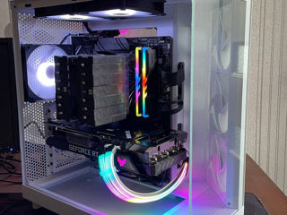 Monster Ryzen 7 7800X3D RTX3070TI 32RAM 7400mts foto 2