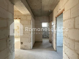 Apartament cu 3 camere, 80 m², Botanica, Chișinău foto 4