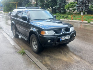 Mitsubishi Pajero Sport foto 10