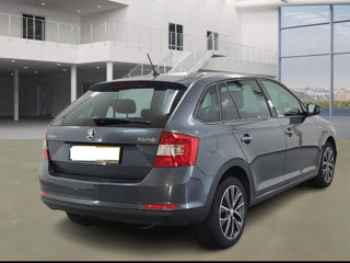 Skoda Rapid foto 1