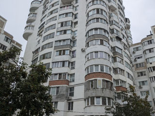 Chirie apartament cu 1 dormitor și living foto 10