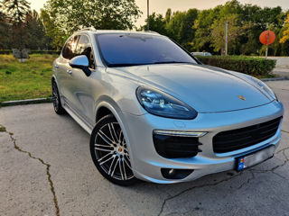 Porsche Cayenne foto 1