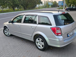 Opel Astra foto 4