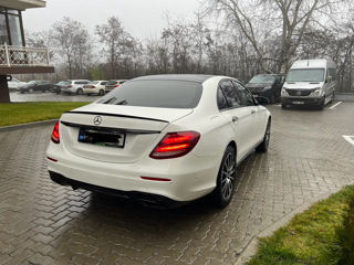 Mercedes E-Class foto 5