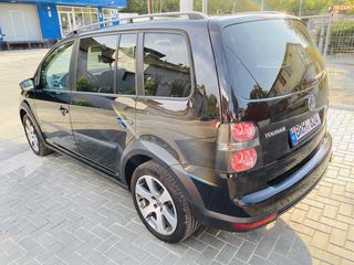 Volkswagen Touran foto 6