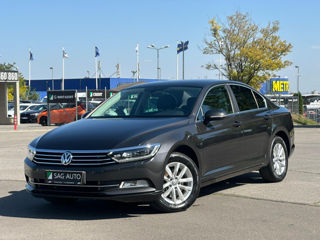 Volkswagen Passat foto 1