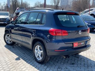 Volkswagen Tiguan foto 5