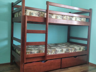 Продаю двухъярусную деревянную кровать!