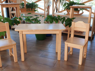Компания Avantaj AV  предлагает детскую мебель из массива сосны. В наличии и под заказ.