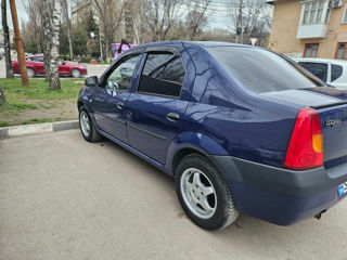 Dacia Logan foto 4