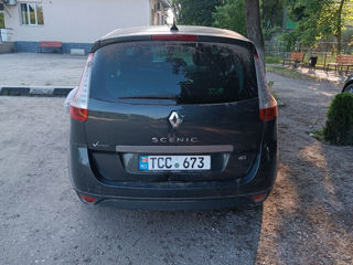 Renault Grand Scenic foto 3