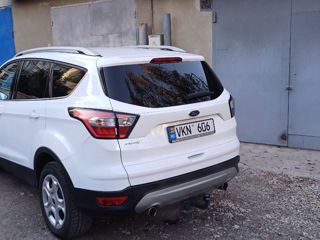 Ford Kuga foto 3