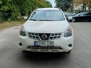 Nissan Rogue foto 3