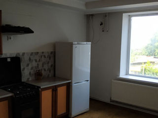 Apartament cu 2 camere, 58 m², Centru, Comrat foto 4