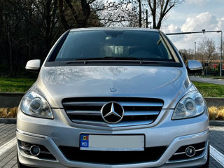 Mercedes B-Class foto 3