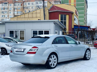 Mercedes S-Class foto 4