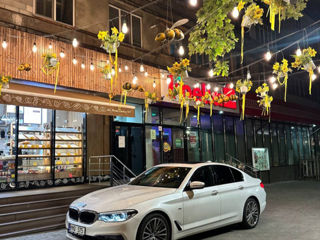 BMW 5 Series foto 8