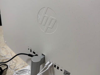 HP 27 inch All-In-One Desktop PC foto 2