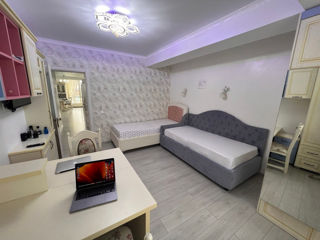 Apartament cu 2 camere, 72 m², Poșta Veche, Chișinău foto 4