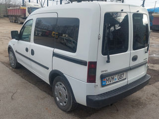 Opel Combo foto 2