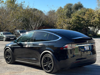 Tesla Model X foto 4