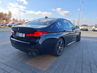 BMW 5 Series foto 3