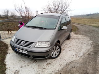 Volkswagen Sharan foto 4