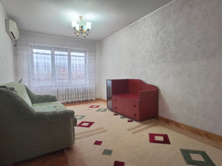 Apartament cu 3 camere, 72 m², Botanica, Chișinău foto 3