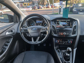 Ford Focus foto 8