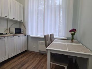 Apartament cu 2 camere, 50 m², Centru, Chișinău foto 8