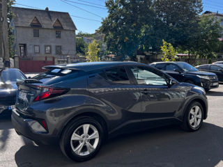 Toyota C-HR foto 7