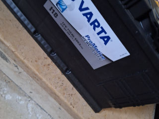 Varta 12v 110ah 680a foto 2