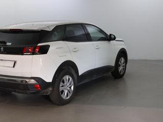 Peugeot 3008 foto 2