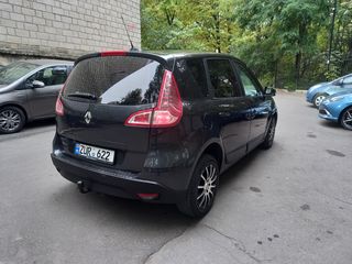 Renault Scenic foto 1