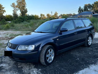 Volkswagen Passat foto 2