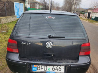 Volkswagen Golf foto 2