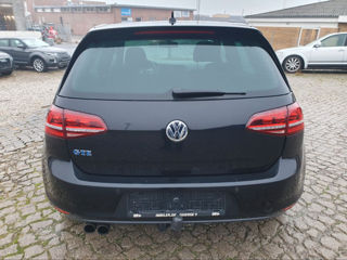 Volkswagen Golf foto 6