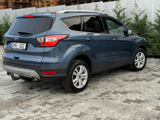 Ford Kuga foto 6