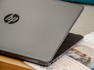 Hp Pavilion 15/ Core I7 1255U/ 16Gb Ram/ Iris Xe/ 500Gb SSD/ 15.6" FHD IPS!! foto 13