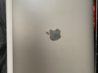 MacBook Pro (13-inch, 2018, Four Thunderbolt 3 ports) foto 2