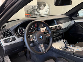 BMW 5 Series foto 5