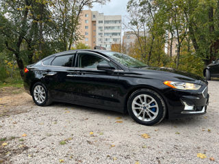 Ford Fusion foto 3