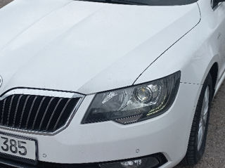 Skoda Superb foto 10