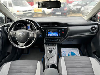 Toyota Auris foto 17