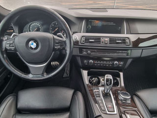 BMW 5 Series foto 10