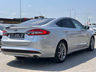 Ford Fusion foto 3