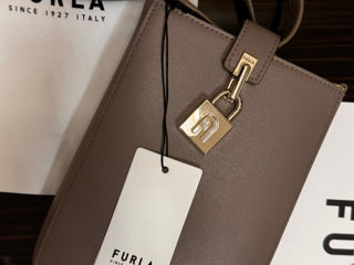 Furla foto 1