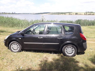 Renault Grand Scenic foto 4