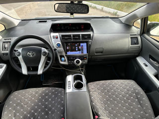 Toyota Prius + foto 7