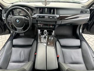 BMW 5 Series foto 8